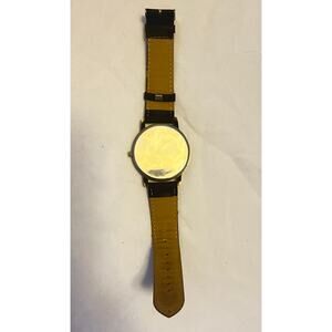 Unisex Mini World Classic Round Gold Tone Case Map Dial Black Strap Watch